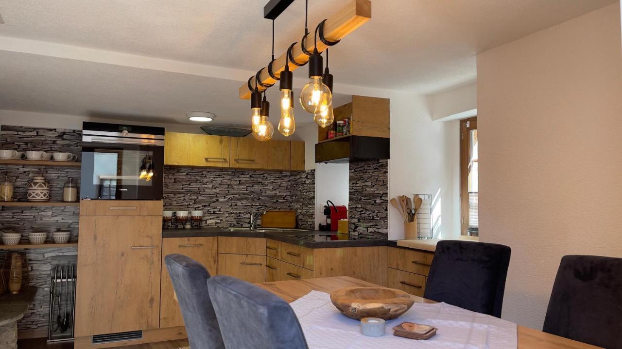 Ferienwohnung Slavica Dorfstrasse 94 Randa Bagian luar foto