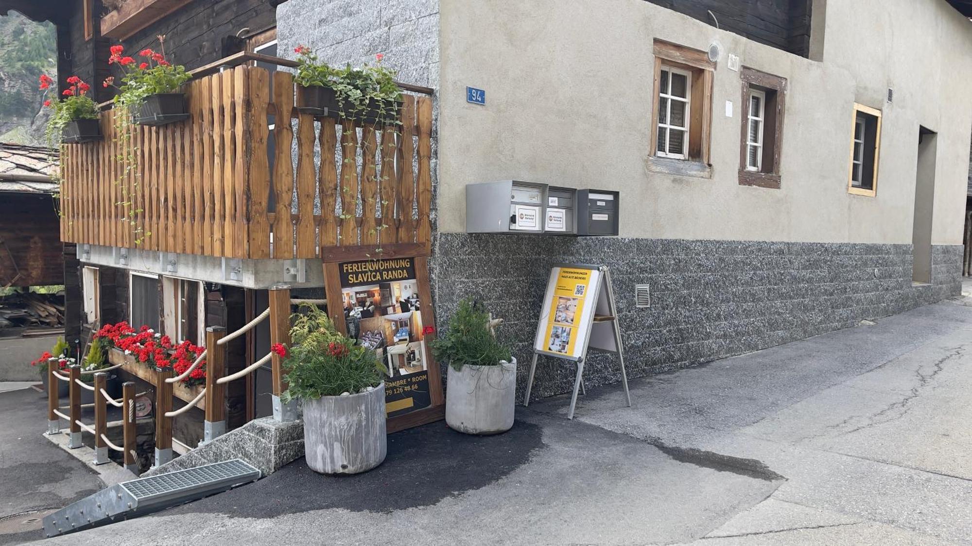 Ferienwohnung Slavica Dorfstrasse 94 Randa Bagian luar foto